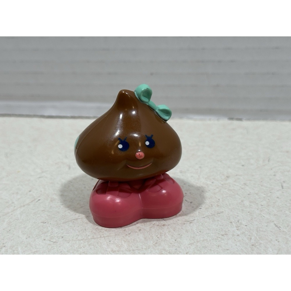 Vintage 1988 Cherry Merry Muffin Chocolottie, Chocolate Drop Accessory Friend